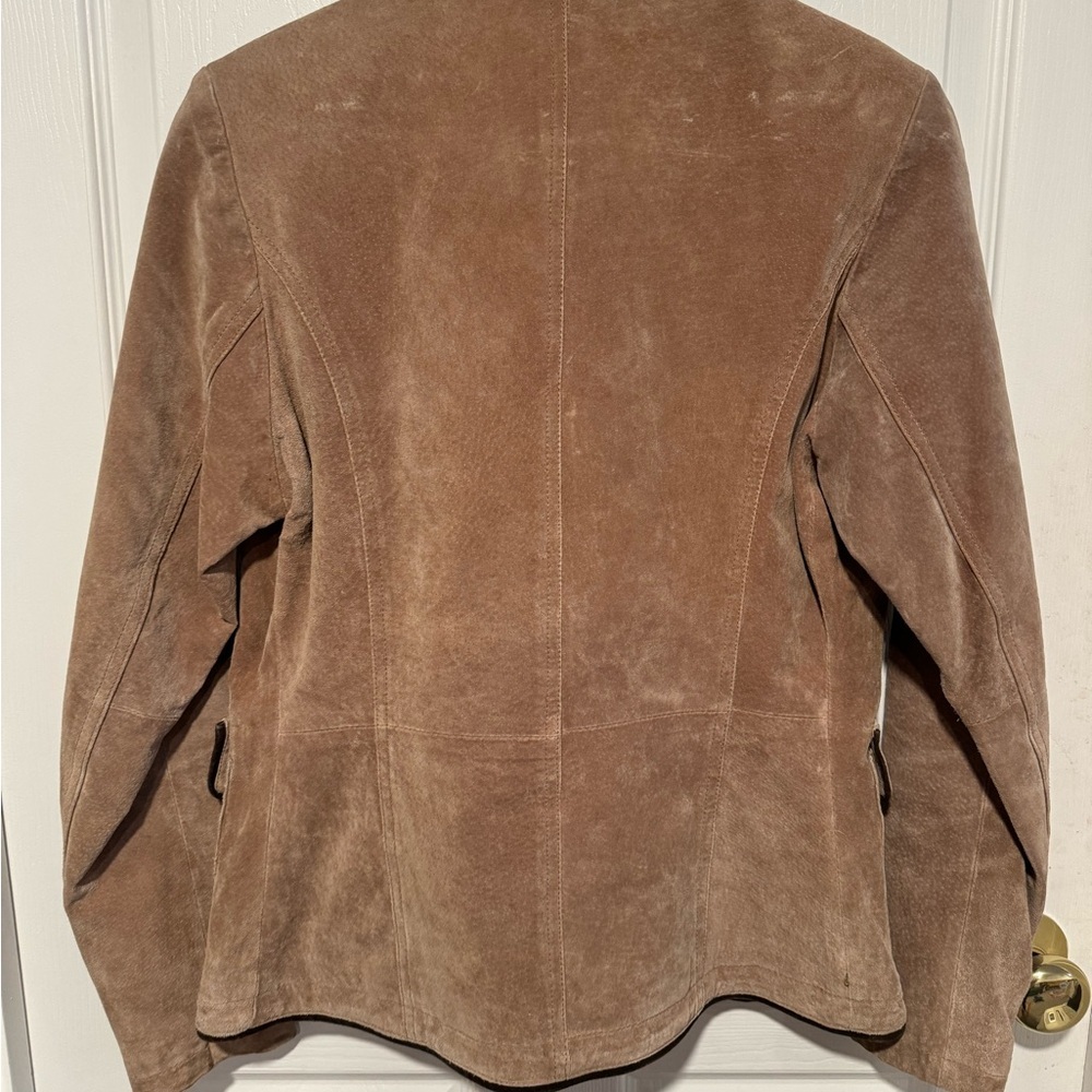 Maxima Women’s Suede Tan Jacket Size Small Tailored Fit 3 button closure - Picture 3 of 9